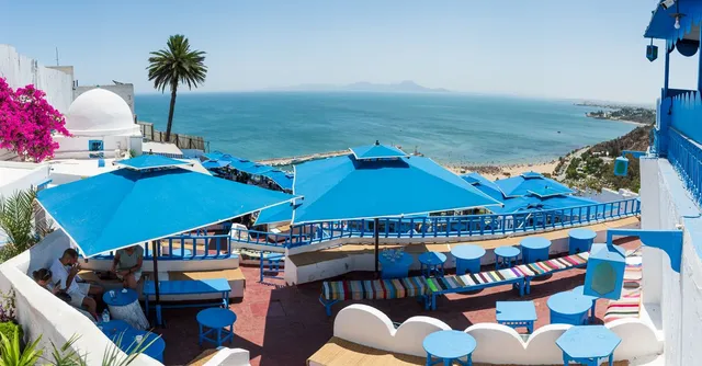 Le littoral près de Tunis, en Tunisie